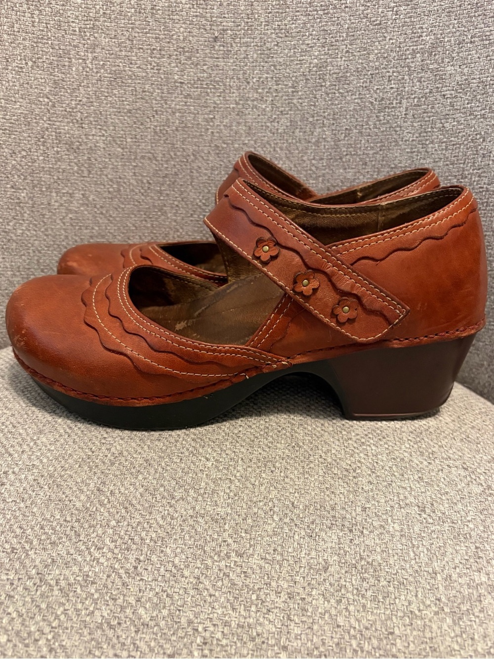 DANSKO- size 40 Harlow Mary Jane Clogs.